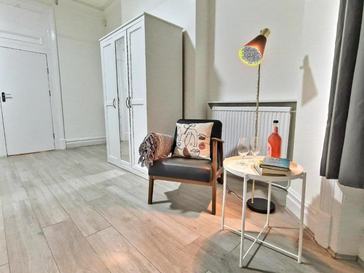 Spacious 4 Bedrooms Apartment For 10 Near Marble Arch London Bagian luar foto