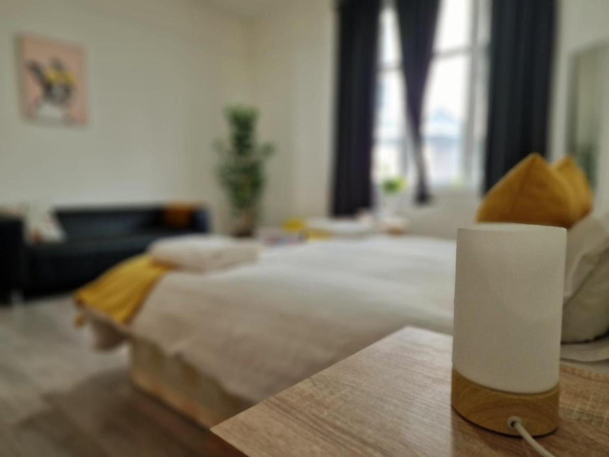Spacious 4 Bedrooms Apartment For 10 Near Marble Arch London Bagian luar foto
